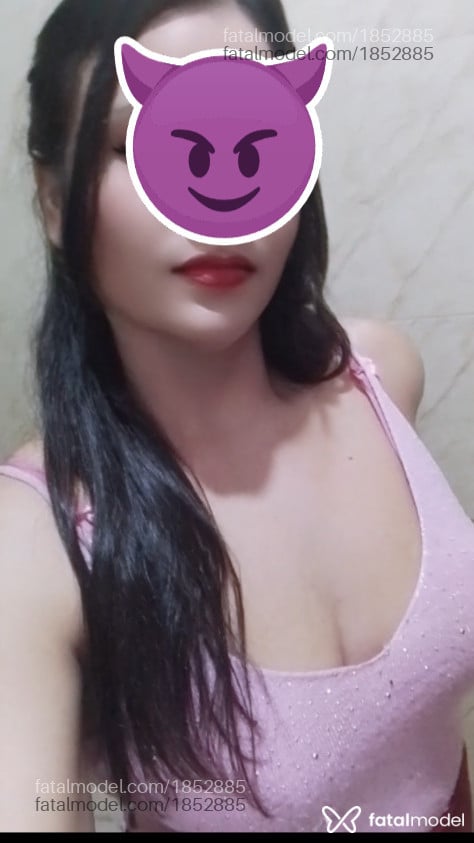Acompanhante mulher com cabelo castanho de olhos mel em Toledo - Beline Roseli