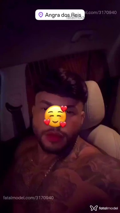 Acompanhante homem morena (o) de olhos pretos - Felipe Acompanhante homem morena (o) de olhos pretos - Felipe