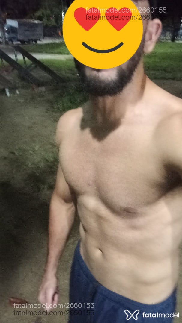 Acompanhante homem com cabelo castanho de olhos castanhos em Rio de Janeiro - Victor Mattos