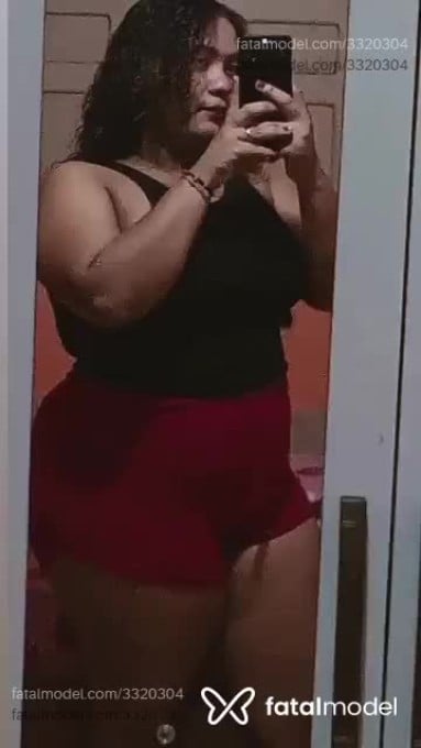 Acompanhante mulher com cabelo castanho de olhos pretos em Capixaba - Viviane