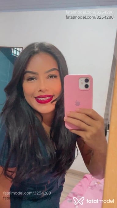 Acompanhante mulher morena (o) de olhos pretos em Manaus - Nat