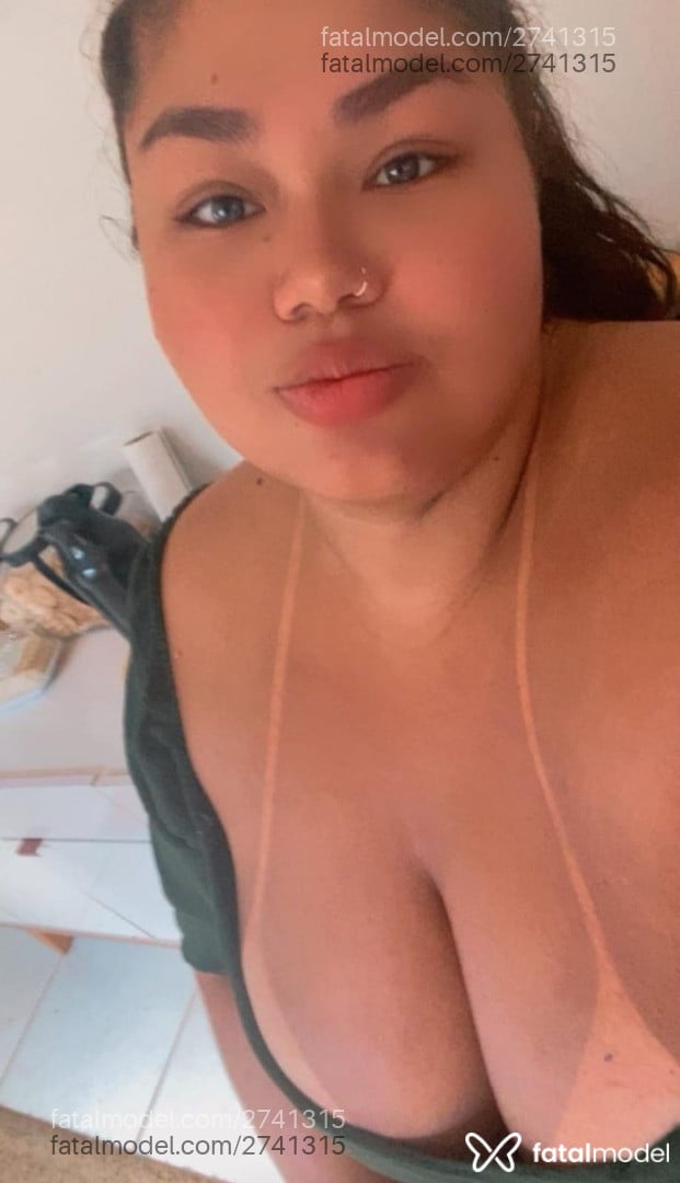 Acompanhante mulher morena (o) de olhos pretos em Frutal Acompanhante mulher morena (o) de olhos pretos em Frutal - Vitória Reis