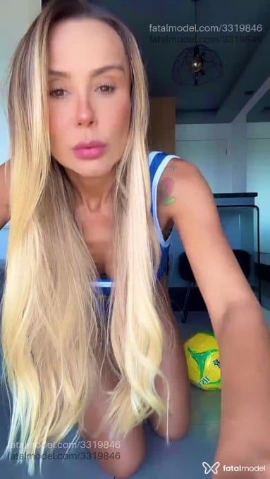 Acompanhante mulher loira (o) de olhos castanhos em Campinas - Gaby Mendes