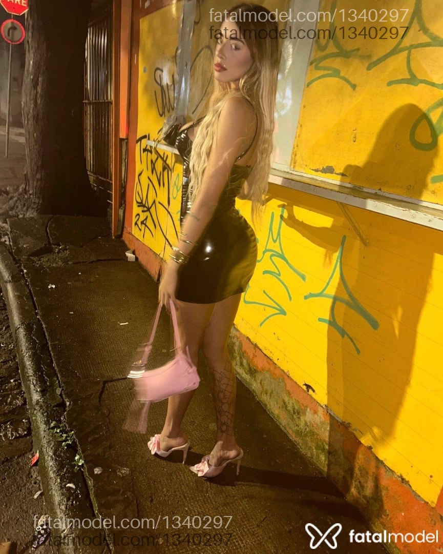 Acompanhante mulher trans loira (o) de olhos castanhos em Ilhéus Acompanhante mulher trans loira (o) de olhos castanhos em Ilhéus - Biaaa Nifeta