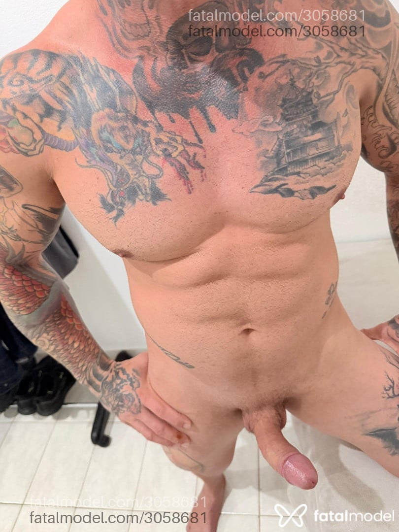 Acompanhante homem com cabelo castanho de olhos castanhos em Taubaté - Felipe