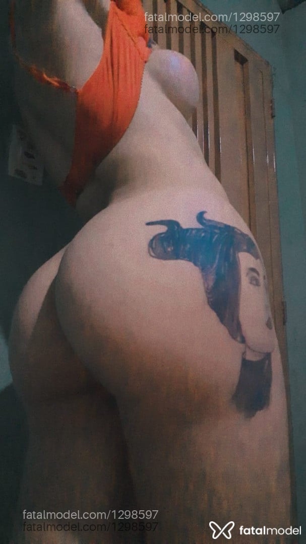 Acompanhante mulher trans morena (o) de olhos azuis em Orlândia - Larissa Ferraz