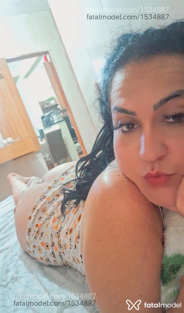 Acompanhante mulher morena (o) de olhos castanhos em Cachoeiro de Itapemirim - Kariny Champion