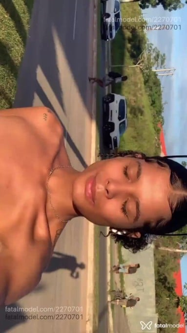 Acompanhante mulher trans ruiva (o) de olhos castanhos em Camaçari - Angel
