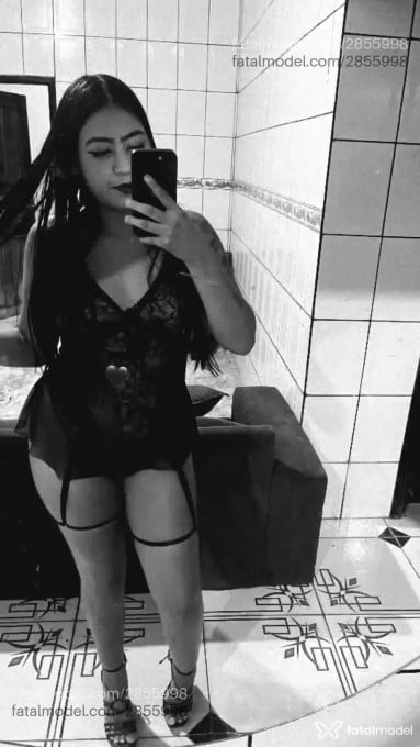 Acompanhante mulher morena (o) de olhos pretos em Cerejeiras - Milla Pinheiro