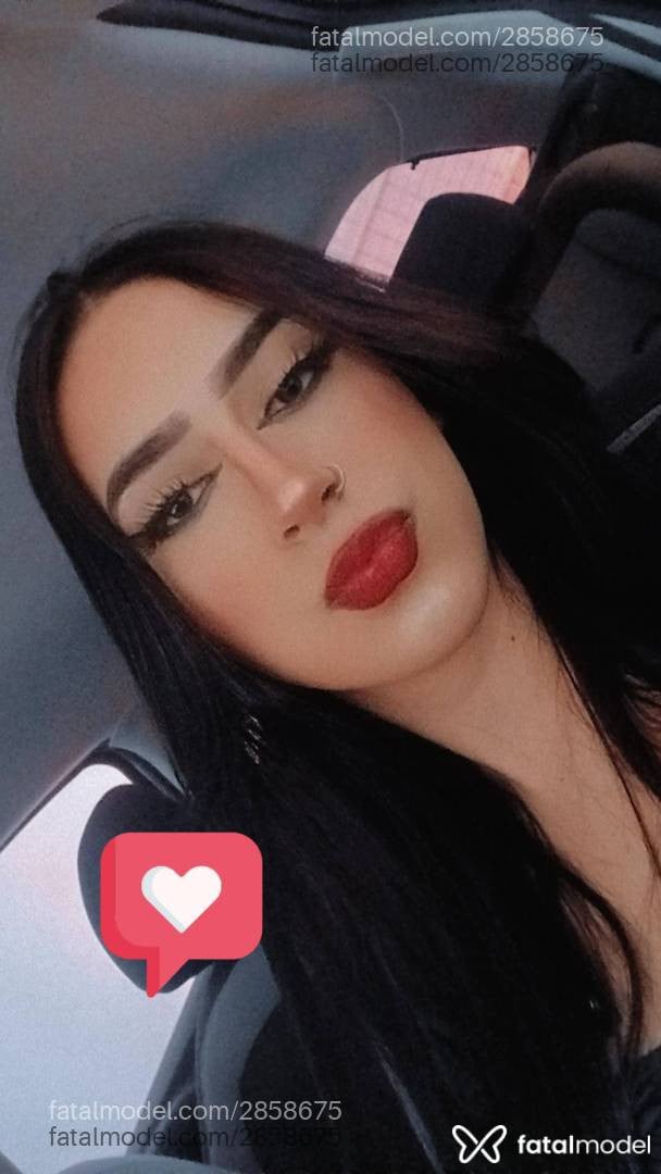 Acompanhante mulher trans morena (o) de olhos castanhos - Rauana