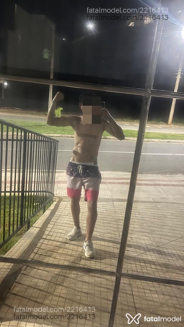 Acompanhante homem morena (o) de olhos mel em Caratinga - Joaooo