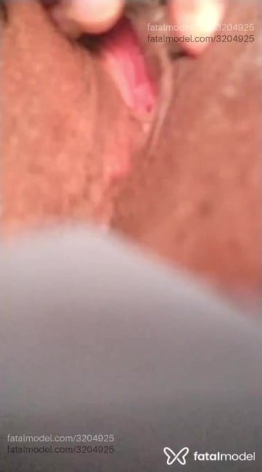 Acompanhante homem trans com cabelo castanho de olhos pretos em Salvador - Babyt