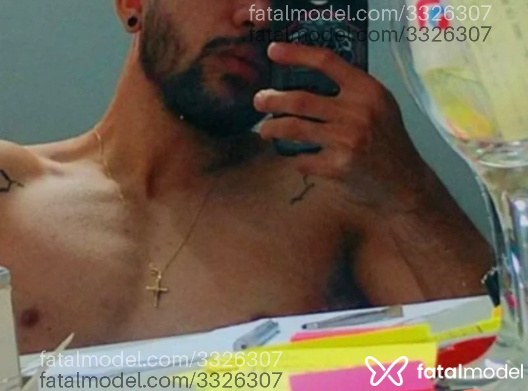 Acompanhante homem morena (o) de olhos pretos em Virtual - Gabriel