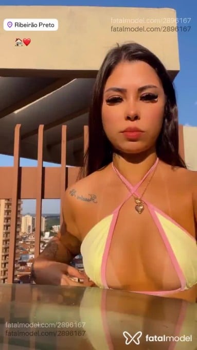 Acompanhante mulher com cabelo castanho de olhos castanhos em Bauru - Thaís Avillar