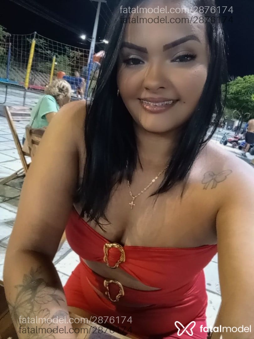 Acompanhante mulher morena (o) de olhos pretos em Iguatu Acompanhante mulher morena (o) de olhos pretos em Iguatu - Suiany