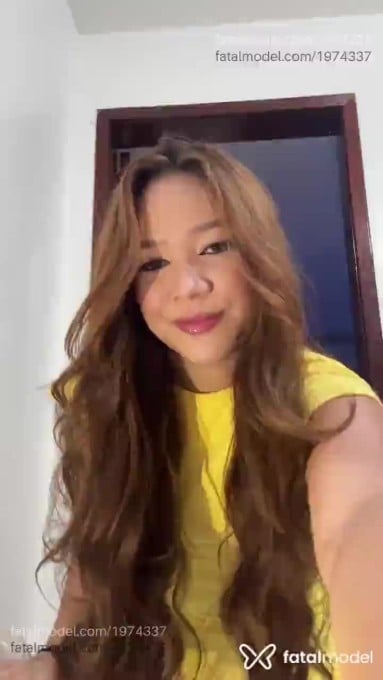 Acompanhante mulher com cabelo castanho de olhos castanhos em Videira Acompanhante mulher com cabelo castanho de olhos castanhos em Videira - Ariel