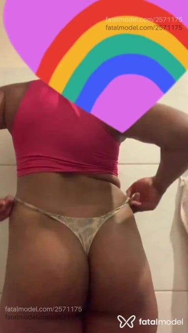 Acompanhante mulher trans ruiva (o) de olhos pretos - Kathy Acompanhante mulher trans ruiva (o) de olhos pretos - Kathy