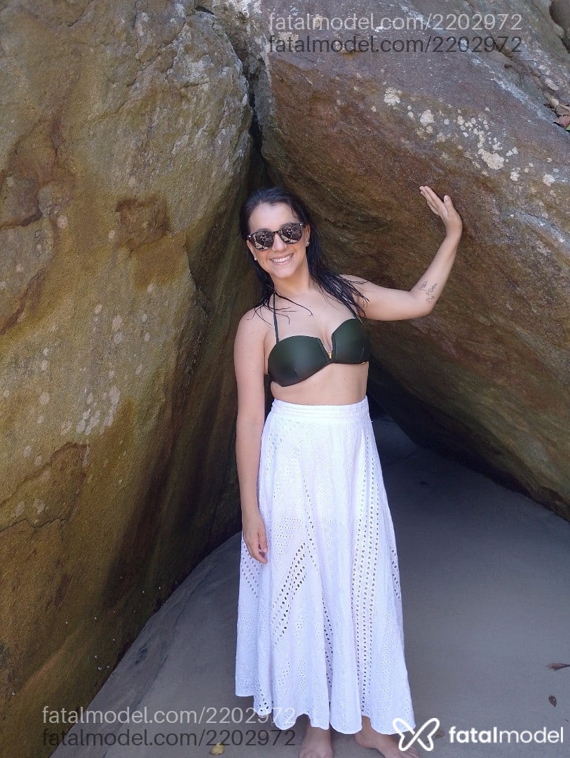 Acompanhante mulher com cabelo castanho de olhos castanhos em Ribeirão Preto Acompanhante mulher com cabelo castanho de olhos castanhos em Ribeirão Preto - Ritualdotoque