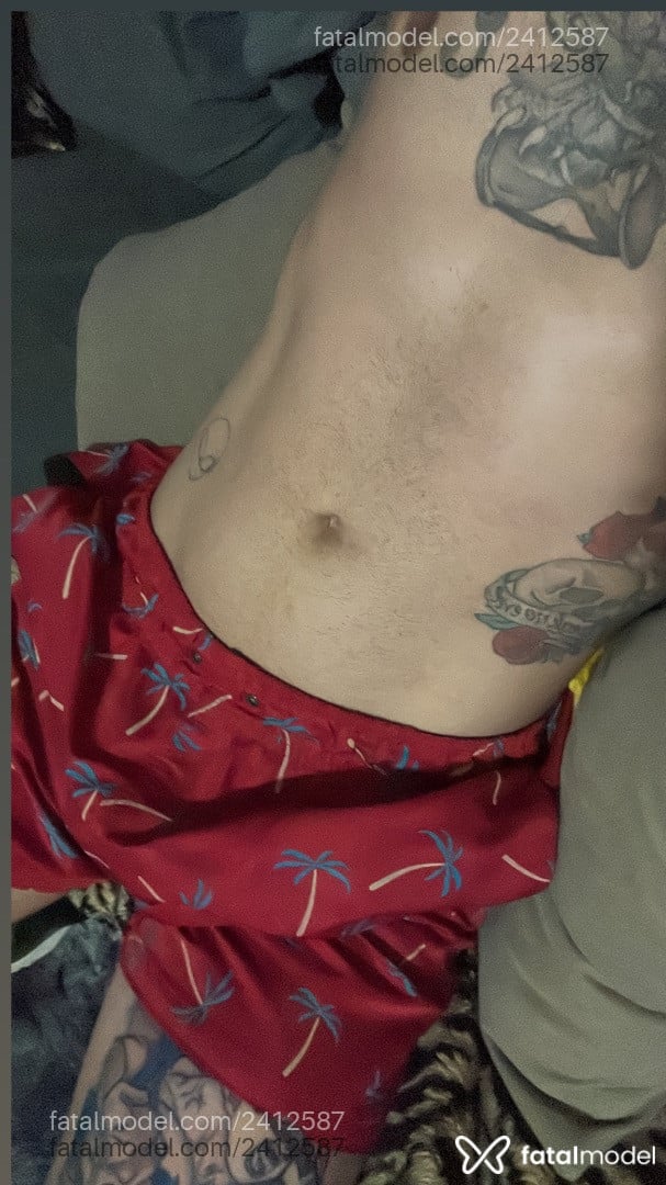 Acompanhante homem com cabelo castanho de olhos castanhos em Contagem - Ulisses