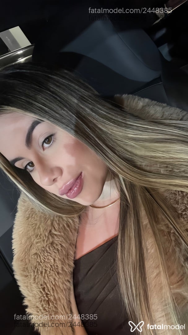 Acompanhante mulher loira (o) de olhos mel - Manu Rosa Acompanhante mulher loira (o) de olhos mel - Manu Rosa