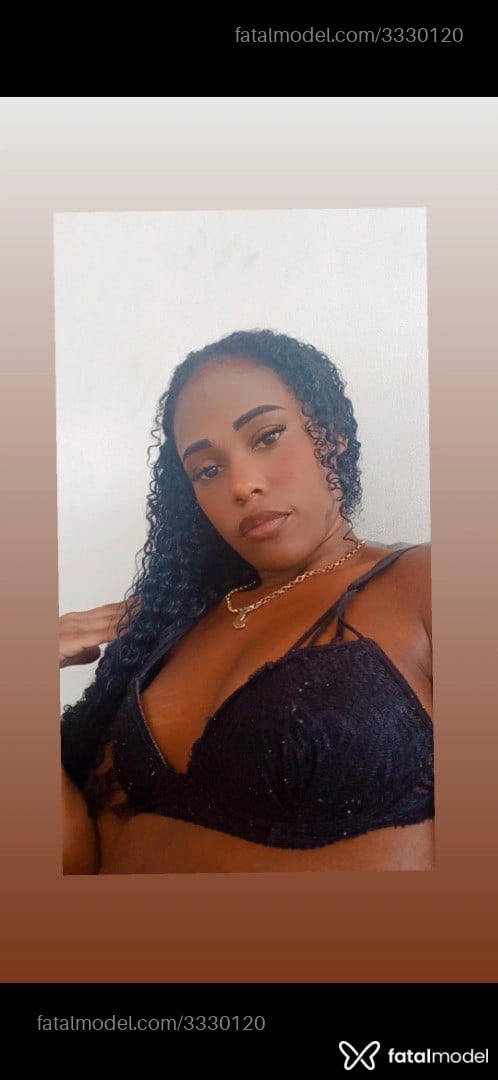 Acompanhante mulher morena (o) de olhos pretos em Manhuaçu Acompanhante mulher morena (o) de olhos pretos em Manhuaçu - Pietra