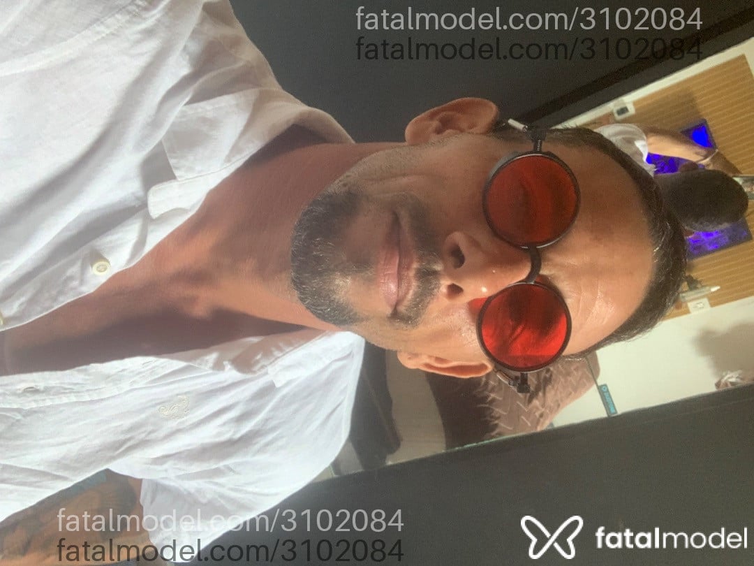 Acompanhante homem com cabelo castanho de olhos castanhos em Fortaleza - Thiago