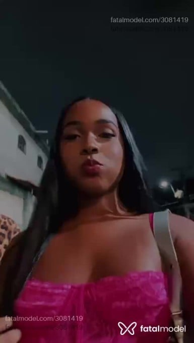 Acompanhante mulher trans morena (o) de olhos castanhos - Maria Alice Acompanhante mulher trans morena (o) de olhos castanhos - Maria Alice