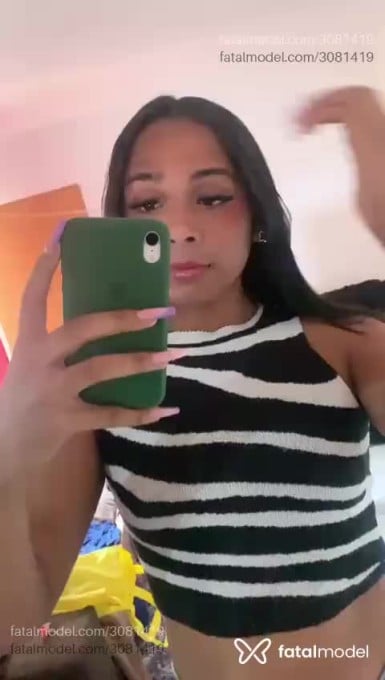 Acompanhante mulher trans morena (o) de olhos castanhos - Maria Alice Acompanhante mulher trans morena (o) de olhos castanhos - Maria Alice