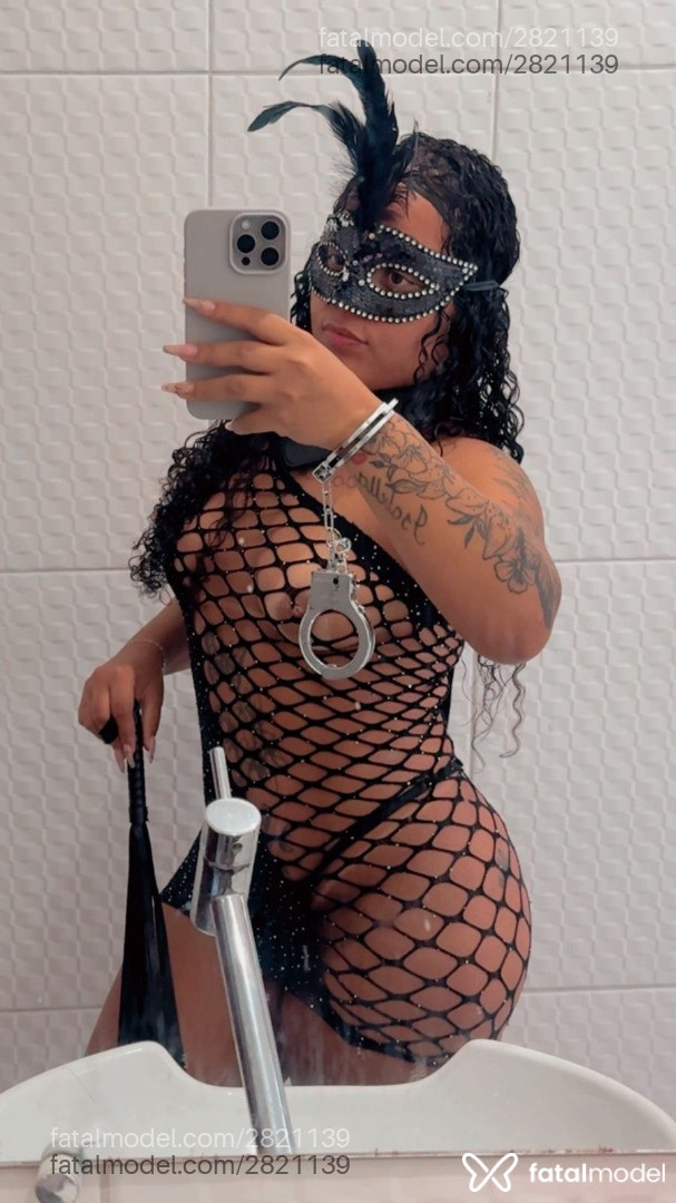 Acompanhante mulher morena (o) de olhos castanhos em Araruama - Jully