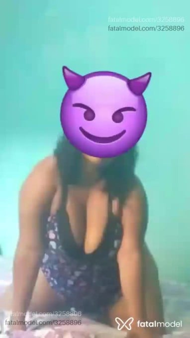 Acompanhante mulher morena (o) de olhos pretos em Virtual - Nathalia pereira