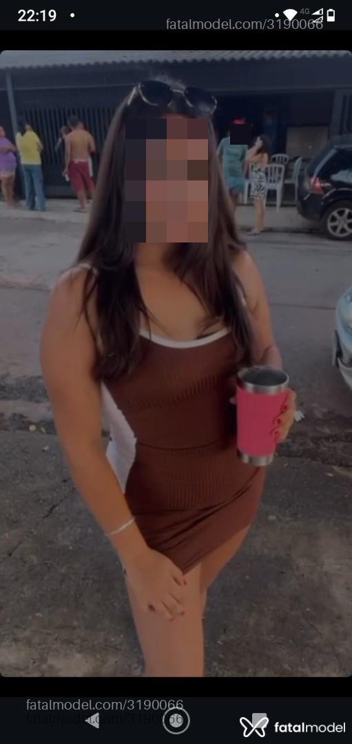 Acompanhante mulher morena (o) de olhos castanhos em Brasília Acompanhante mulher morena (o) de olhos castanhos em Brasília - Beattriz