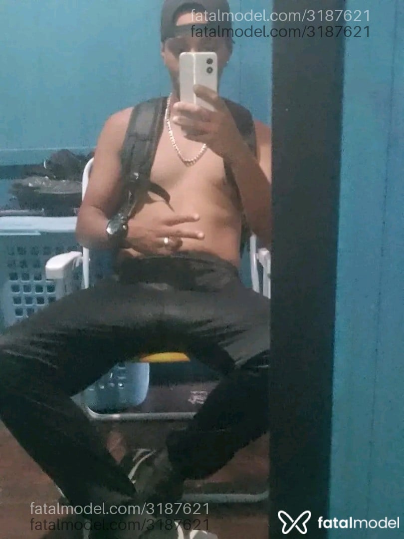 Acompanhante homem morena (o) de olhos castanhos em Pelotas Acompanhante homem morena (o) de olhos castanhos em Pelotas - Vulgo Rd