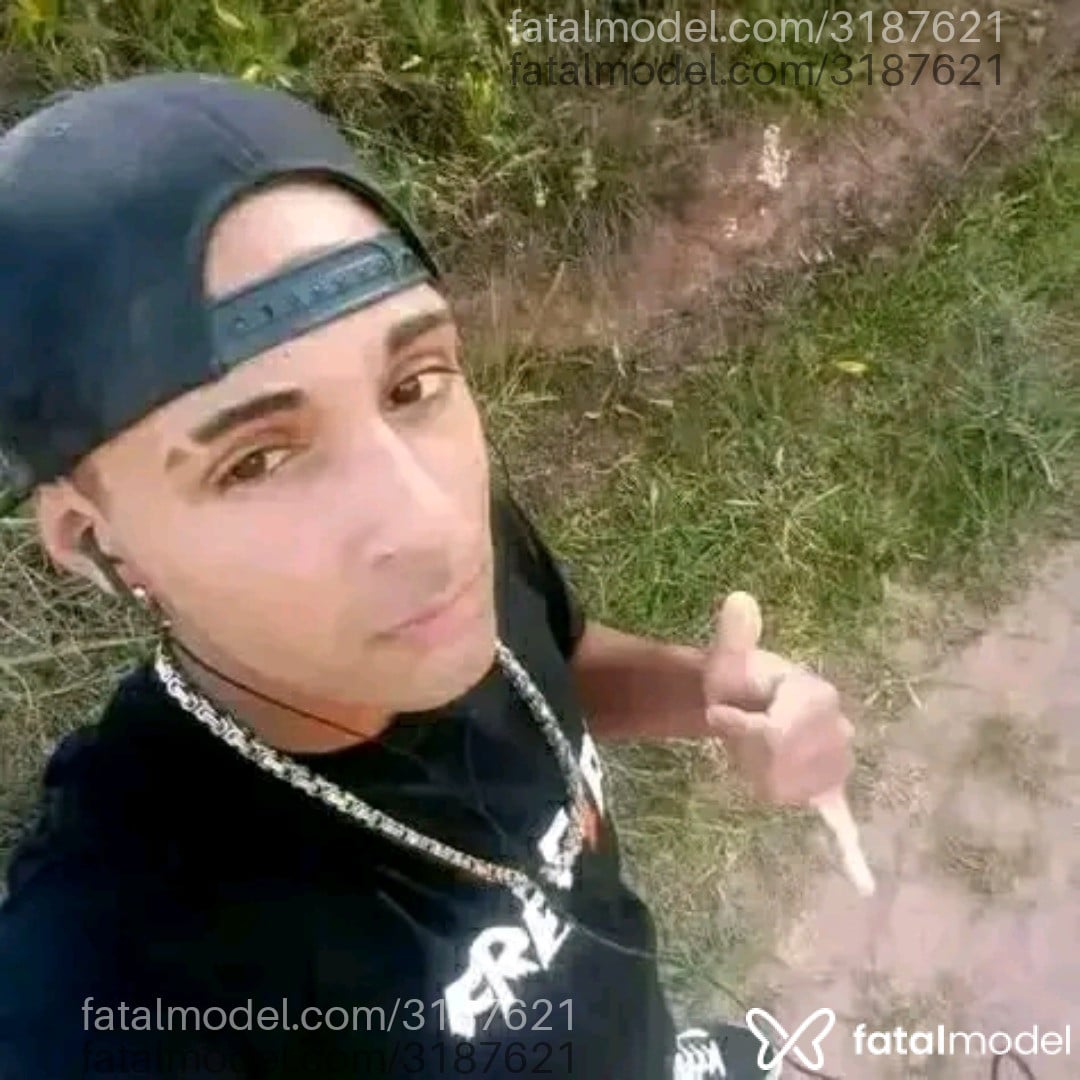 Acompanhante homem morena (o) de olhos castanhos em Pelotas Acompanhante homem morena (o) de olhos castanhos em Pelotas - Vulgo Rd