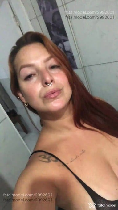 Acompanhante mulher ruiva (o) de olhos castanhos em Imbituba Acompanhante mulher ruiva (o) de olhos castanhos em Imbituba - Franciele Fontana