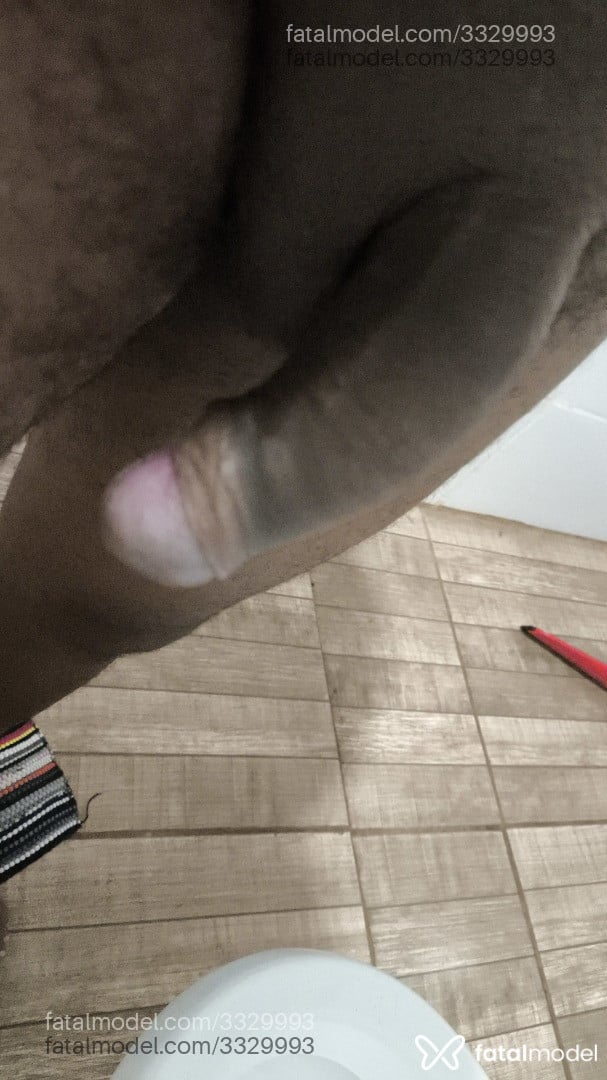 Acompanhante homem morena (o) de olhos castanhos em Maringá - Negoh