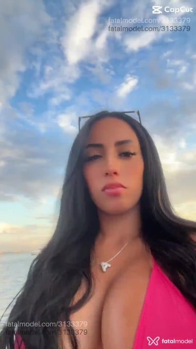 Acompanhante mulher morena (o) de olhos castanhos em Barra do Piraí Acompanhante mulher morena (o) de olhos castanhos em Barra do Piraí - Rafaela