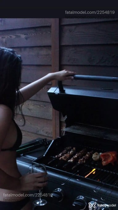 Acompanhante mulher morena (o) de olhos castanhos em Ribeirão Preto - Clara Romani