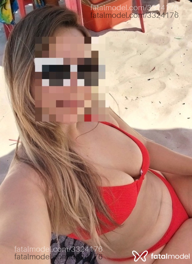 Acompanhante mulher loira (o) de olhos castanhos em Brasília Acompanhante mulher loira (o) de olhos castanhos em Brasília - Stella