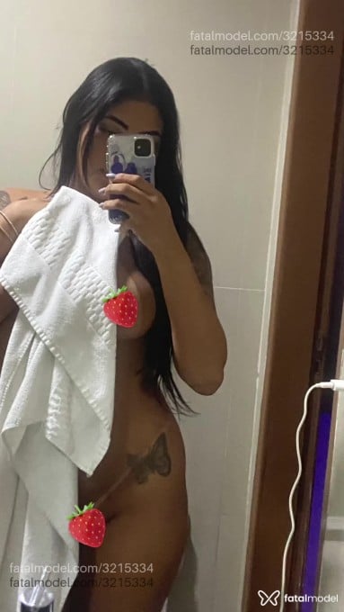 Acompanhante mulher morena (o) de olhos castanhos - Bruna Acompanhante mulher morena (o) de olhos castanhos - Bruna