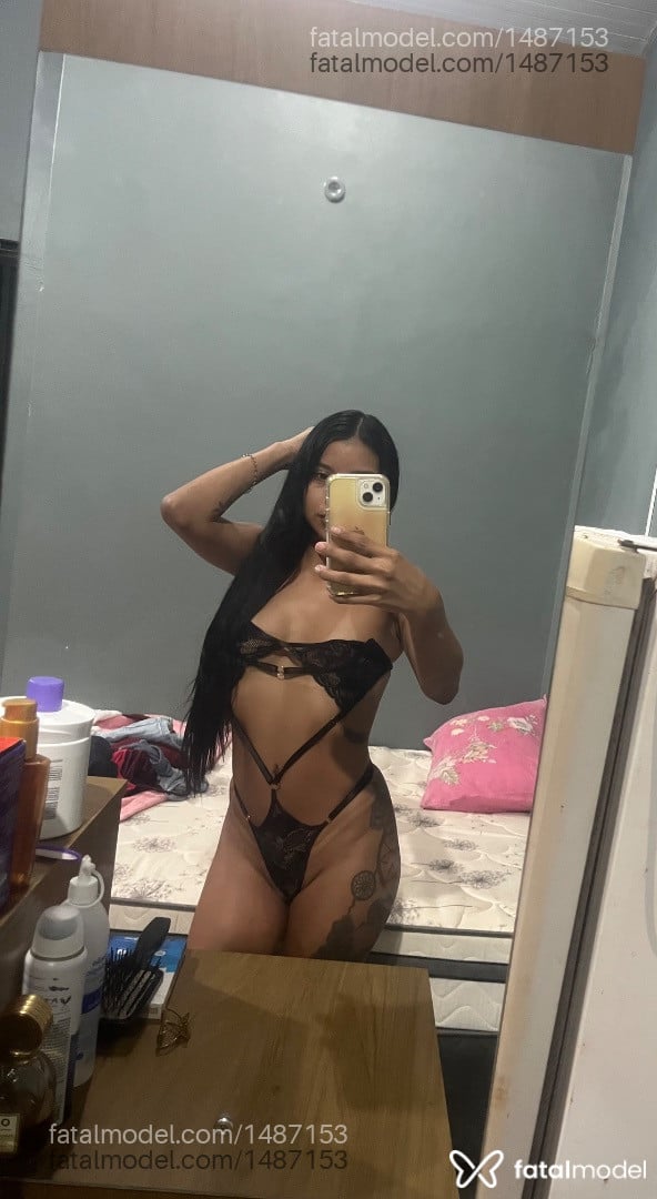 Acompanhante mulher morena (o) de olhos pretos - Vanessa Souza