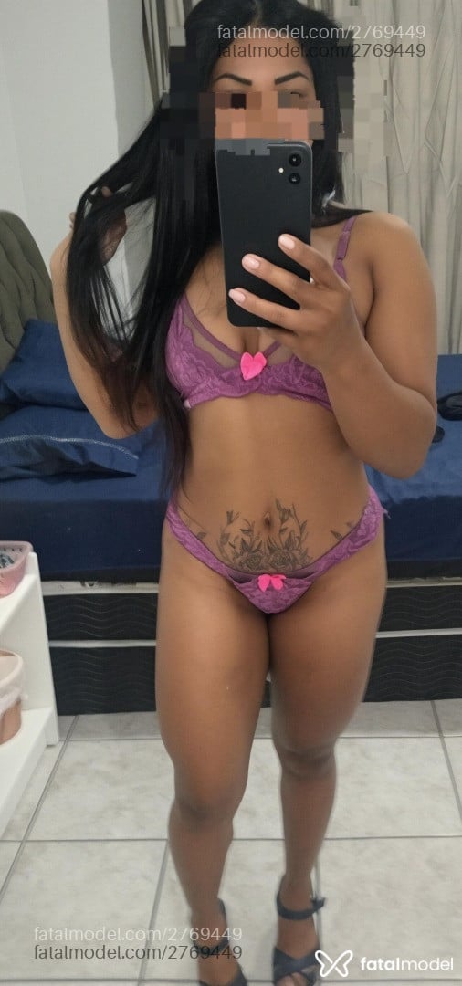 Acompanhante mulher morena (o) de olhos castanhos em Braço do Norte - Mirella Silva