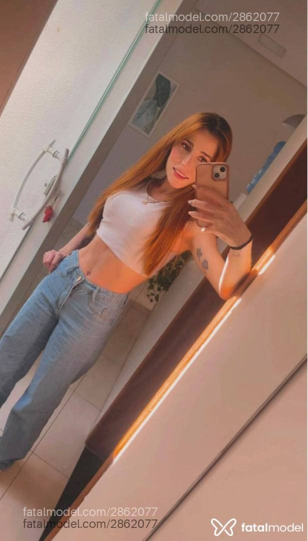 Acompanhante mulher ruiva (o) de olhos mel - Lua Massaterapia Acompanhante mulher ruiva (o) de olhos mel - Lua Massaterapia