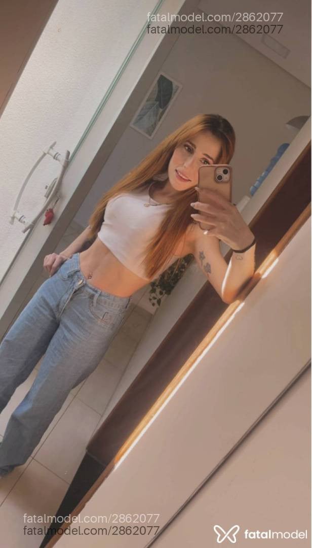 Acompanhante mulher ruiva (o) de olhos mel - Luuaa Acompanhante mulher ruiva (o) de olhos mel - Luuaa