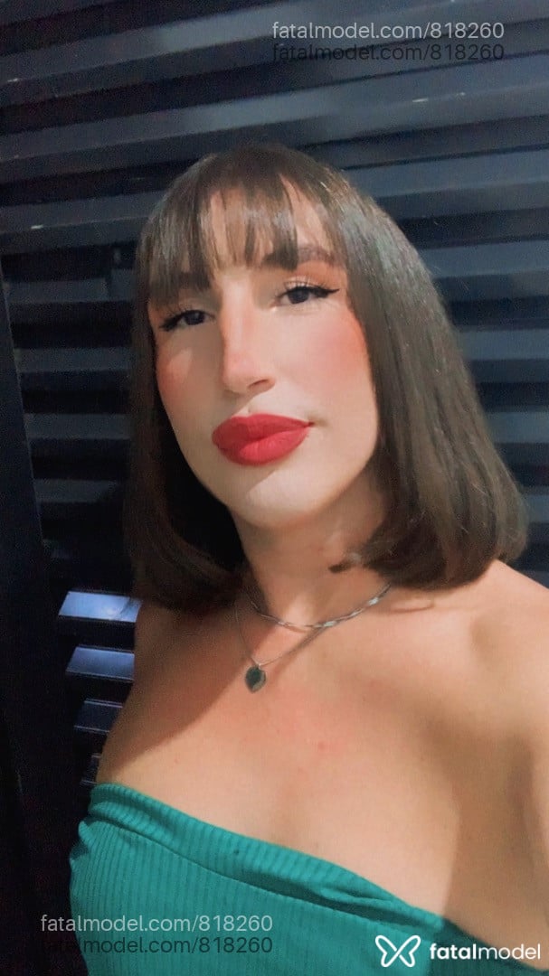 Acompanhante travesti com cabelo castanho de olhos castanhos em Adamantina - Leonora Brancoo