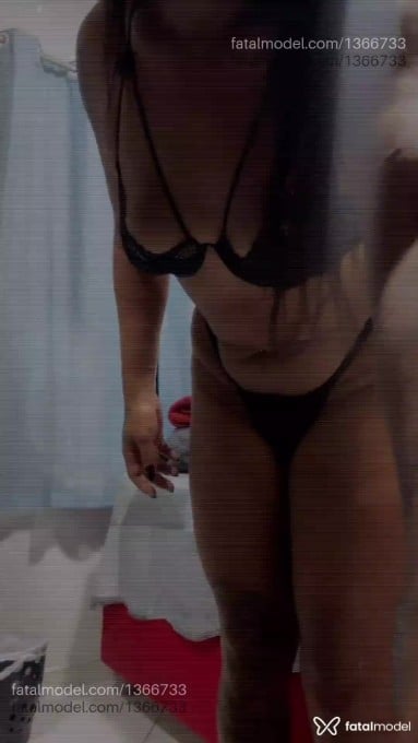 Acompanhante mulher trans com cabelo castanho de olhos castanhos em Vitória da Conquista - Kika ticiano