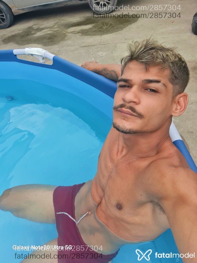 Acompanhante homem morena (o) de olhos castanhos em Cabo Frio - Jonas