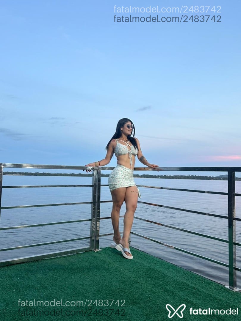 Acompanhante mulher morena (o) de olhos castanhos - Bruna Silva