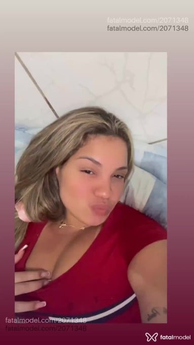 Acompanhante mulher loira (o) de olhos pretos em Governador Valadares - Nycole