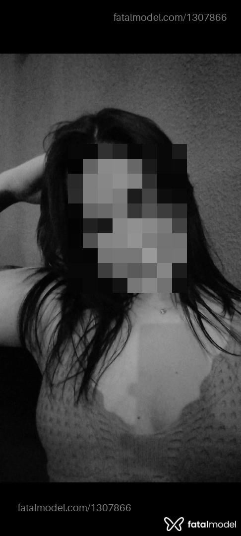 Acompanhante mulher com cabelo castanho de olhos verdes em Rio Verde Acompanhante mulher com cabelo castanho de olhos verdes em Rio Verde - Flávia Ortega