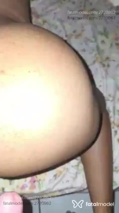 Acompanhante mulher morena (o) de olhos pretos em Salvador - Raquel